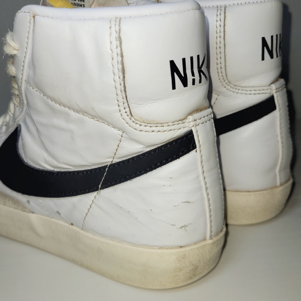🎀 Nike Blazer Mid 77 Vintage White Black 6.5 W - Picture 6 of 13